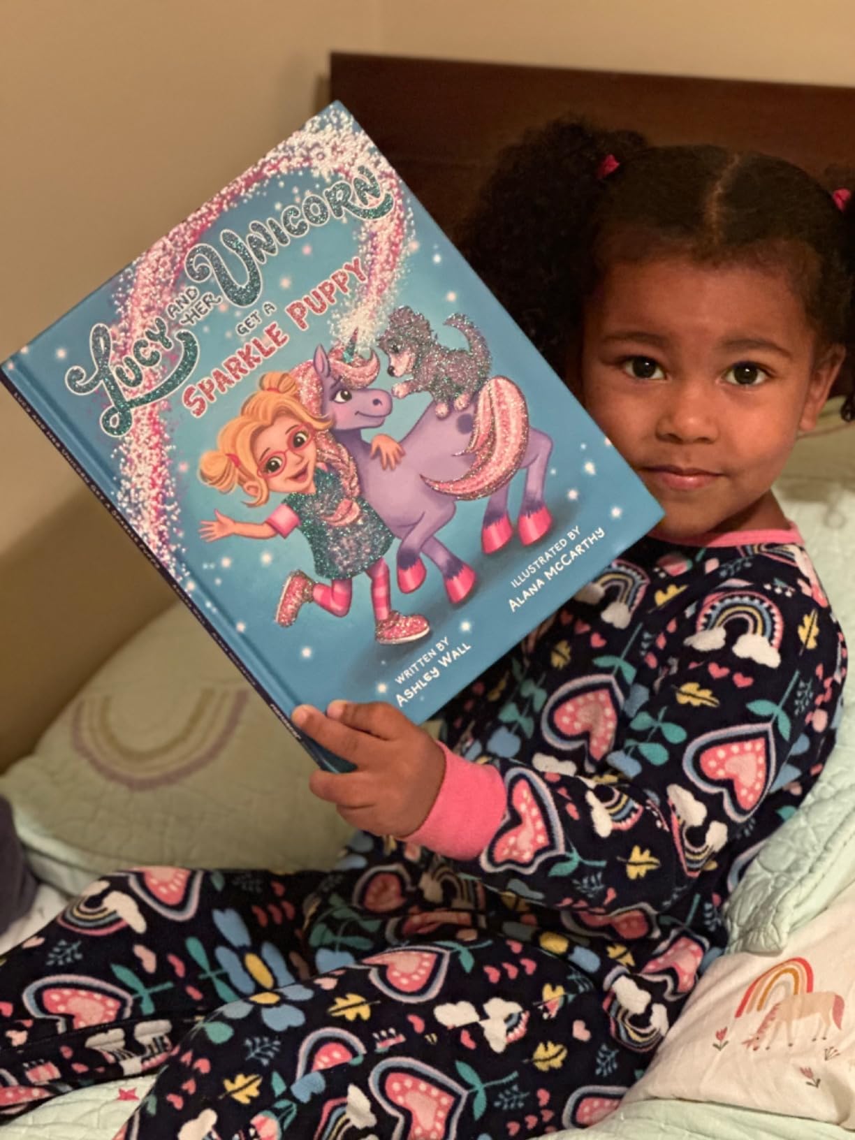 Lucy And Her Unicorn Get A Sparkle Puppy – MamaBear Books Lucy And Her Unicorn Get A Sparkle Puppy – MamaBear Books